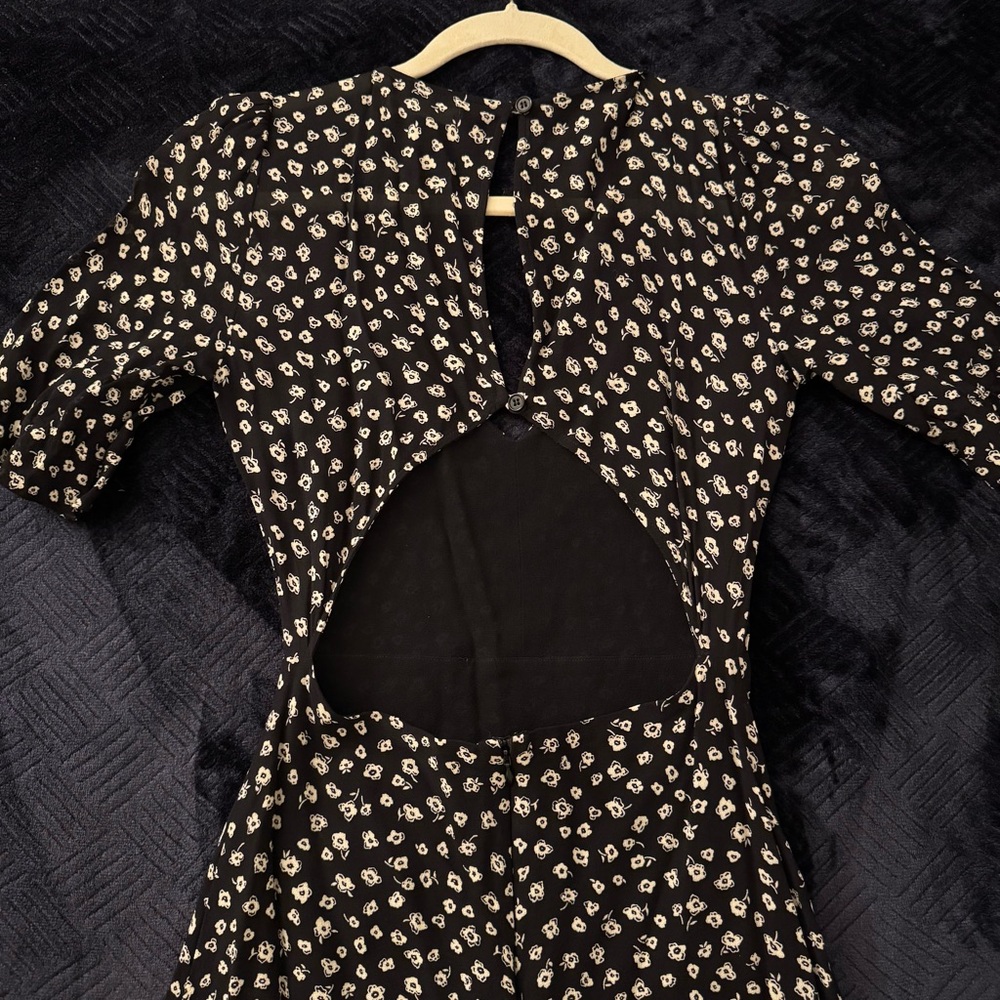 Reformation “Brielle” Vermont Dress ~ Mini Floral dress with semi open back - Picture 3 of 7